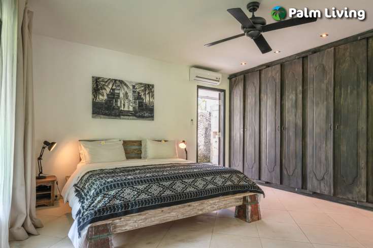 A Dream Villa with Beautiful Garden