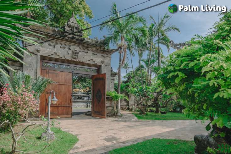 Spacious Garden Villa for Sale