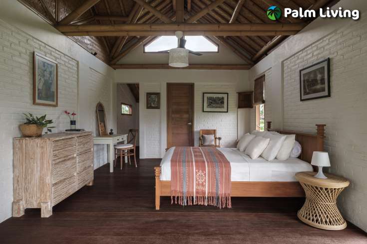 Bright Villa Surrounded by Nature for Sale