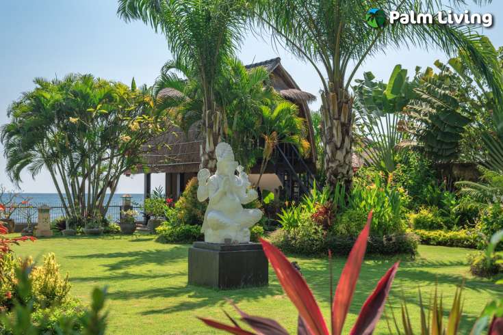 Beachfront villa with two joglo for sale