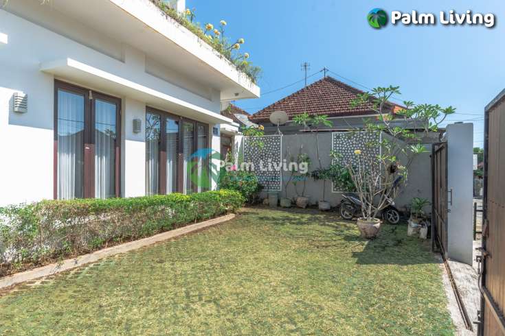 Minimalist House in Singaraja for Sale