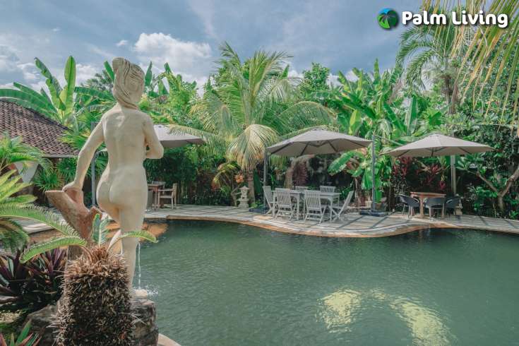 Spacious Garden Villa for Sale