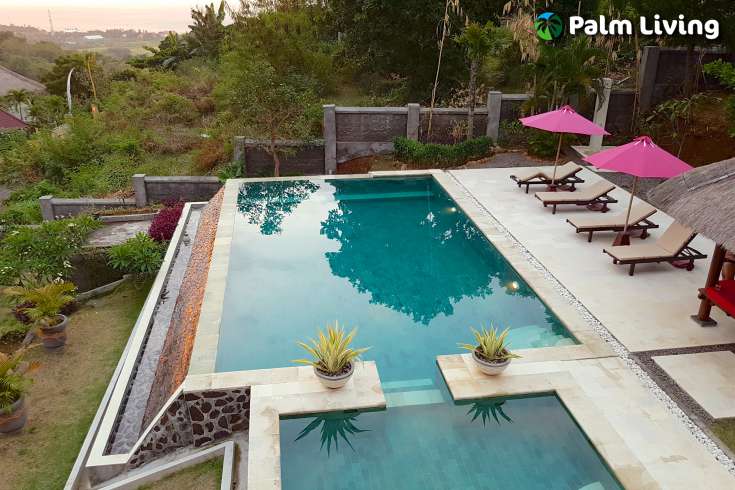 Charming Hillside Villa with Sea Views