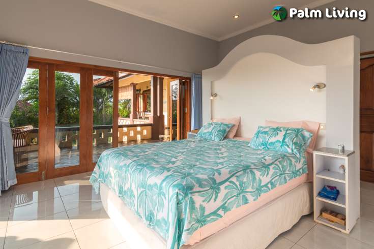 Balinese Hillside Villa in Nature for Sale