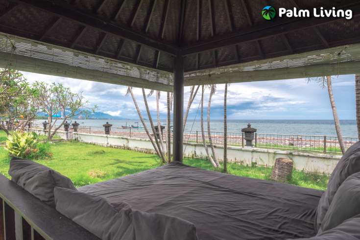 Rare Expansive Beachfront Villa