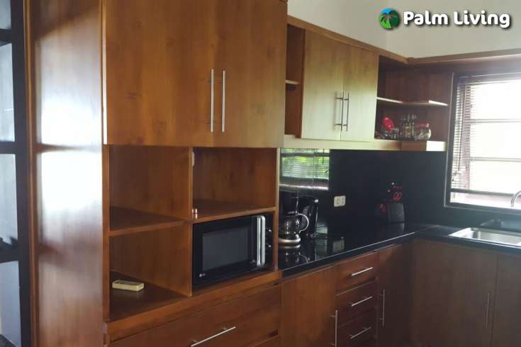Spacious Beachfront Villa for Sale in Dencarik