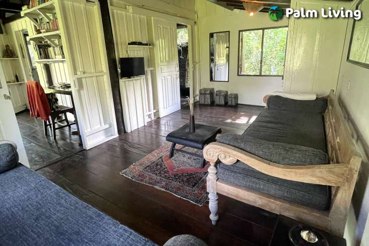 Charming Organic Farm and Caf&eacute; with Residence