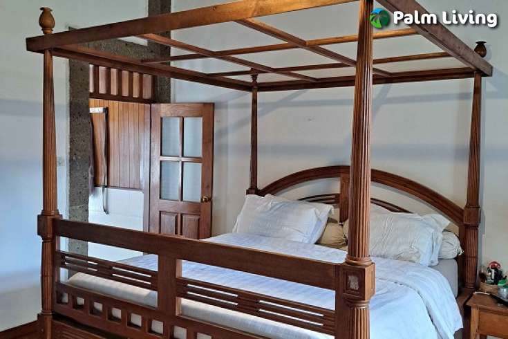 For Sale 13-Bedroom Villa in Kerobokan