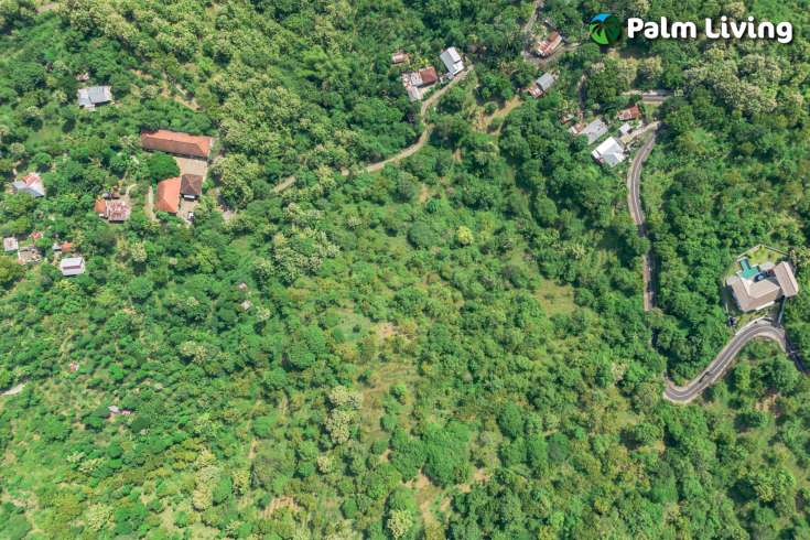 Elevated Big Plot in Kaliasem for Sale