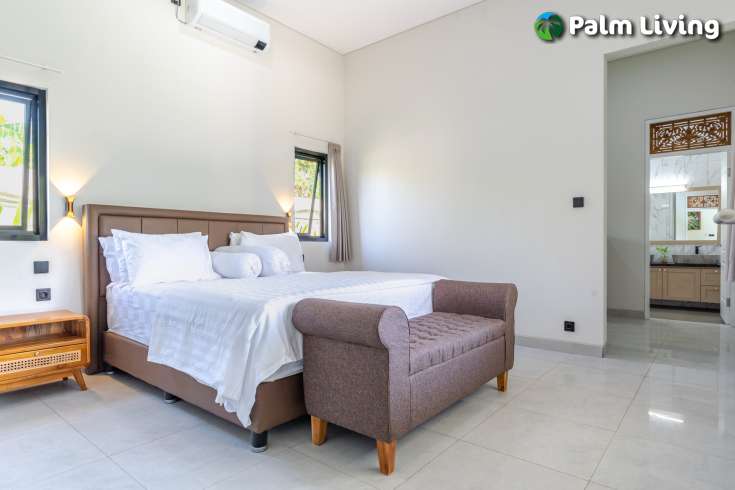 Spacious Beautiful Garden Villa for Sale