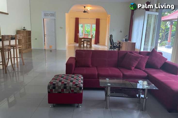 Four Bedrooms Cozy House for Sale