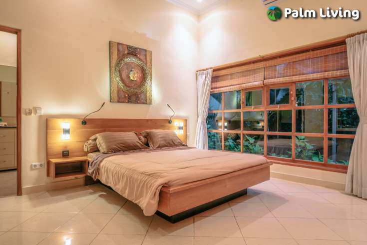 Villa on the Beach with Guest House