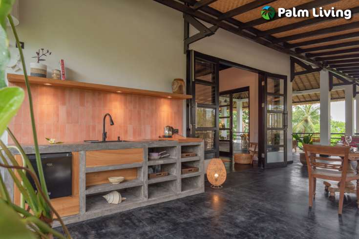 Absolute Beachfront Villa - Center Lovina