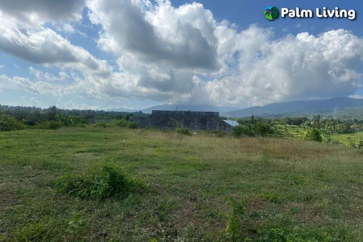 Land for Sale with Stunning Views in Panji
