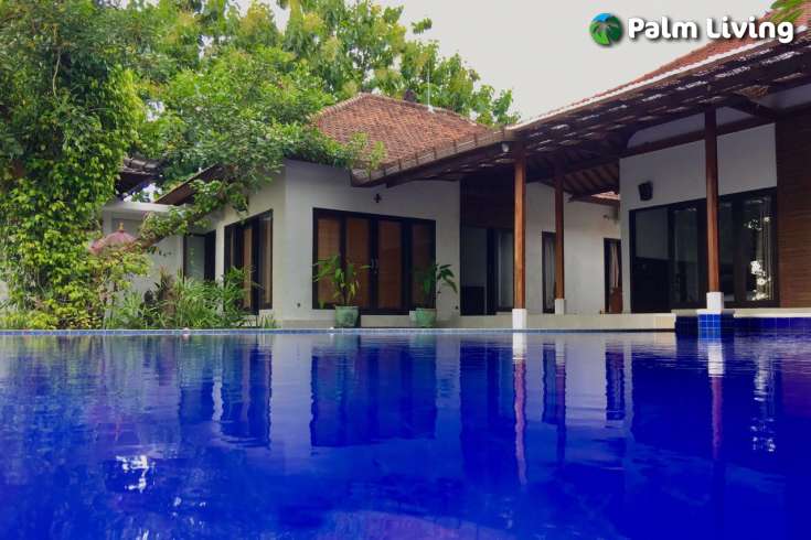 Five Bedroom Hillside Villa  for Sale