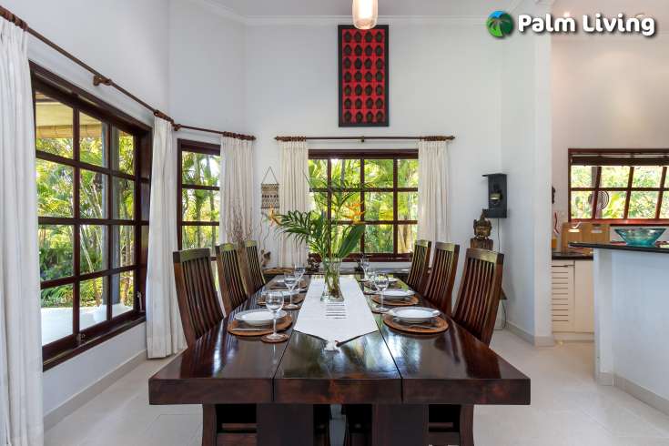 Beachfront Villa with Guest House