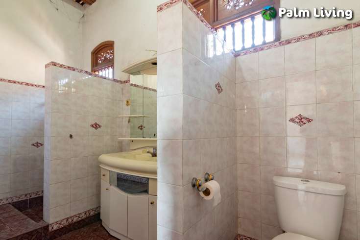Bungalow And Restaurant For Sale Bali