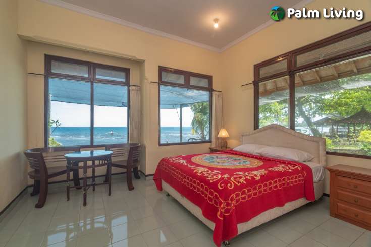 Beachfront Cottages in Lovina For Sale