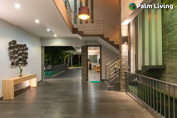 Luxury Villa Built on Large Land Plot