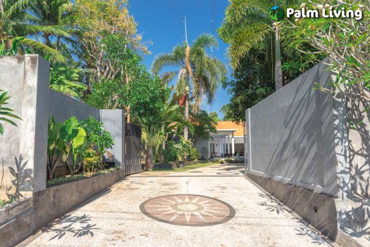 Stylish Spacious Villa for Sale