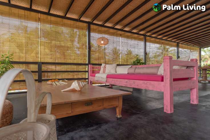 Absolute Beachfront Villa - Center Lovina