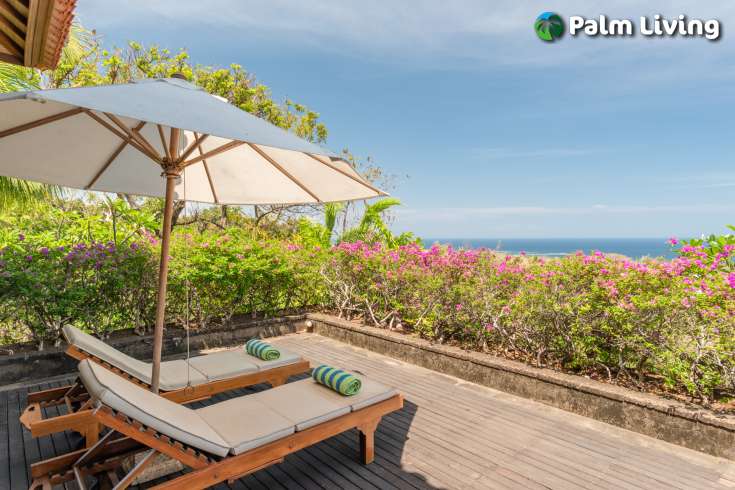Spacious Hillside Villa in Kayuputih