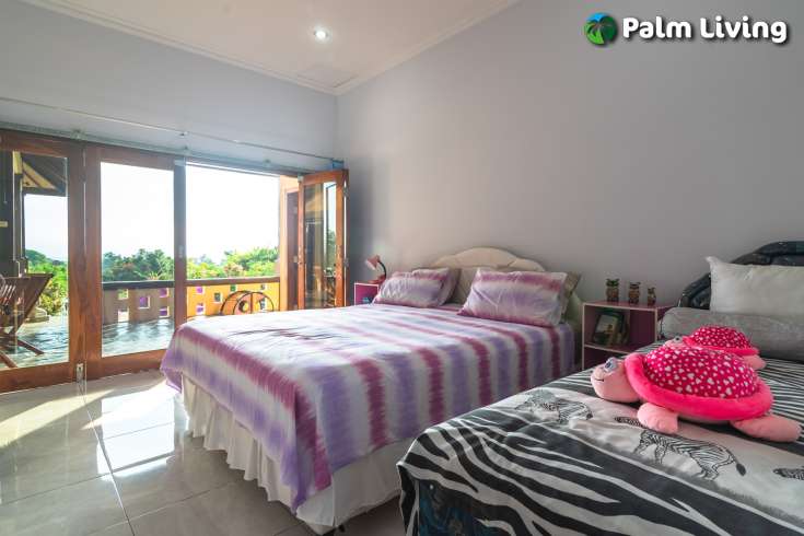 Balinese Hillside Villa in Nature for Sale