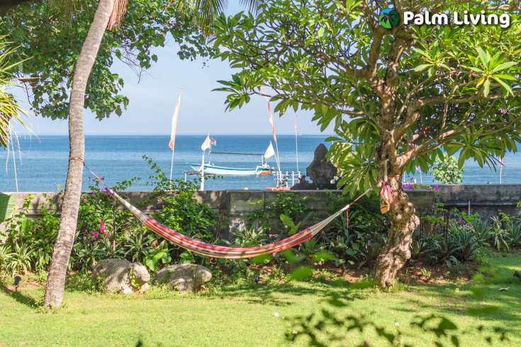 Absolute Beachfront Villa - Center Lovina