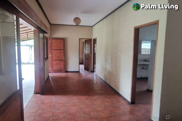 House & Restaurant For Sale