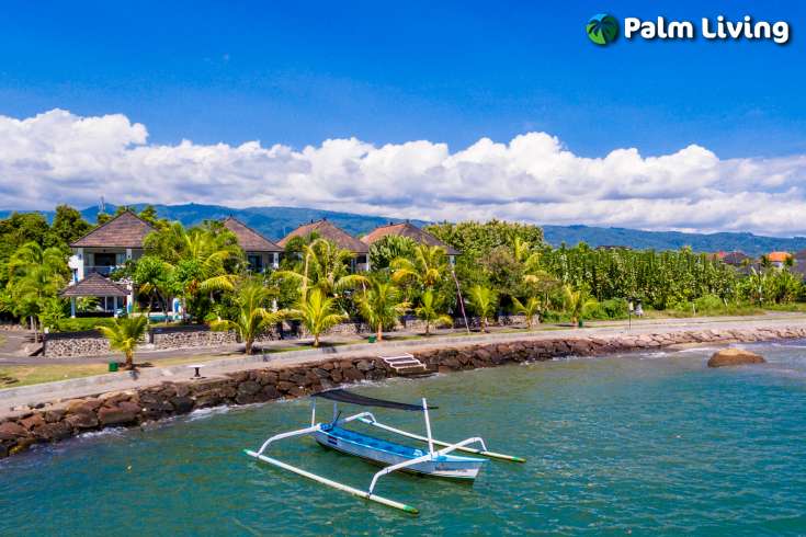 Beachfront Villa  In Pemaron For Sale