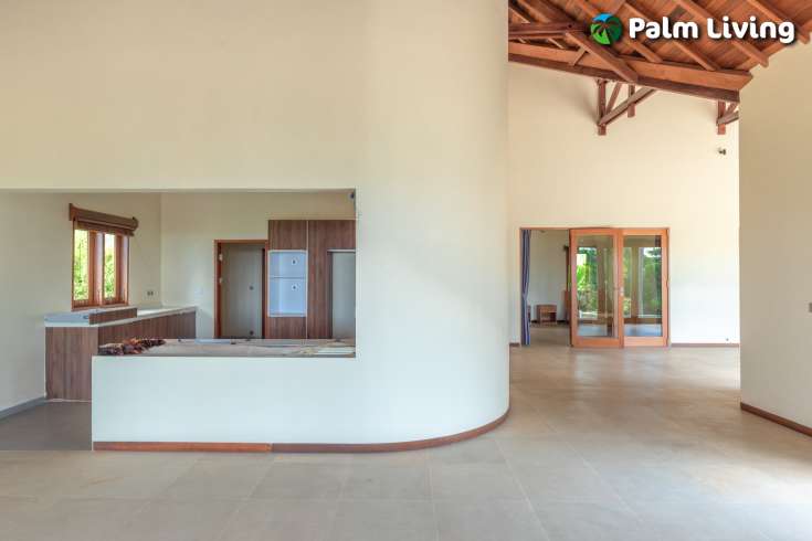 Spacious Villa with Ocean View in Bukti
