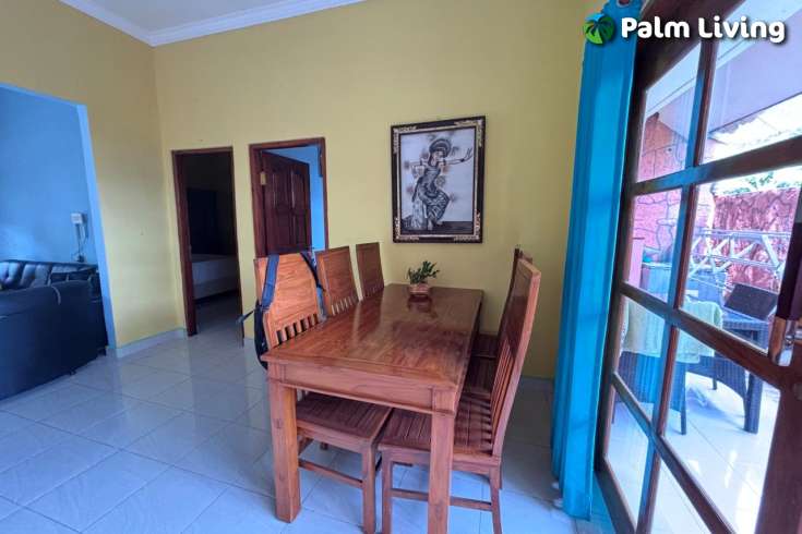 Minimalist House for Sale in Central Lovina
