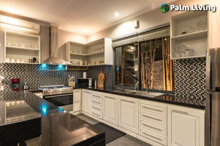Luxury Villa Built on Large Land Plot