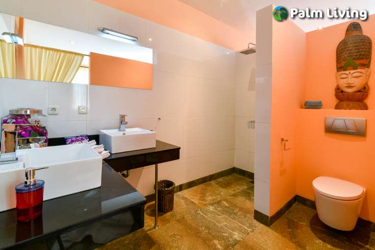 Beachfront Villa  In Pemaron For Sale