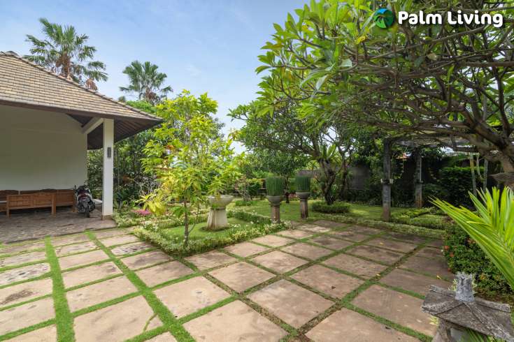 Villa Hidden Paradise In Umeanyar For Sale