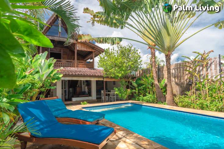 Beachfront Villa Complex in Central Lovina
