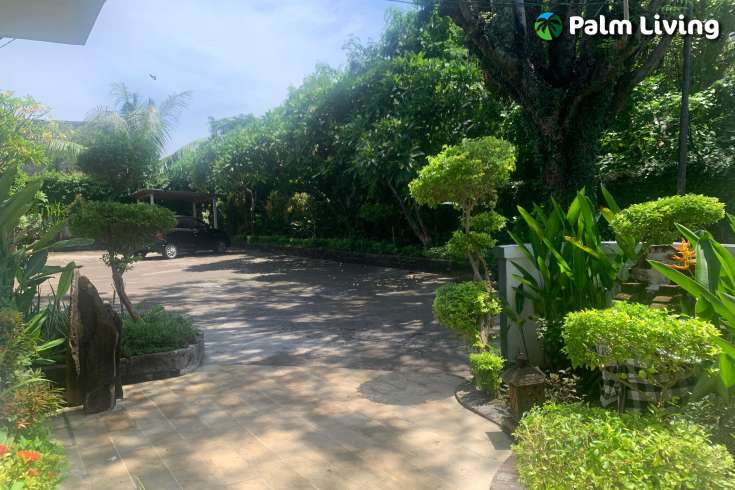 Prime Beachfront Hotel for Sale