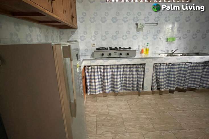 Freehold Alluring House in Kalibukbuk