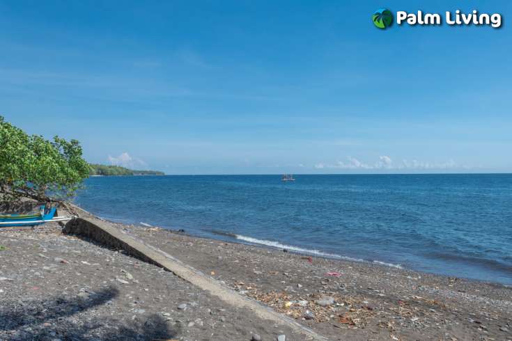 Beachfront Land for Sale in Tejakula