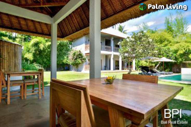 Freehold Hotel In Lovina For Sale