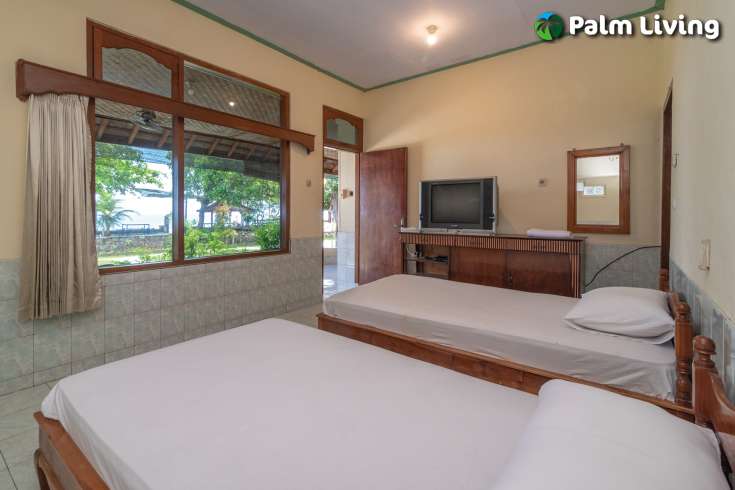 Beachfront Cottages in Lovina For Sale
