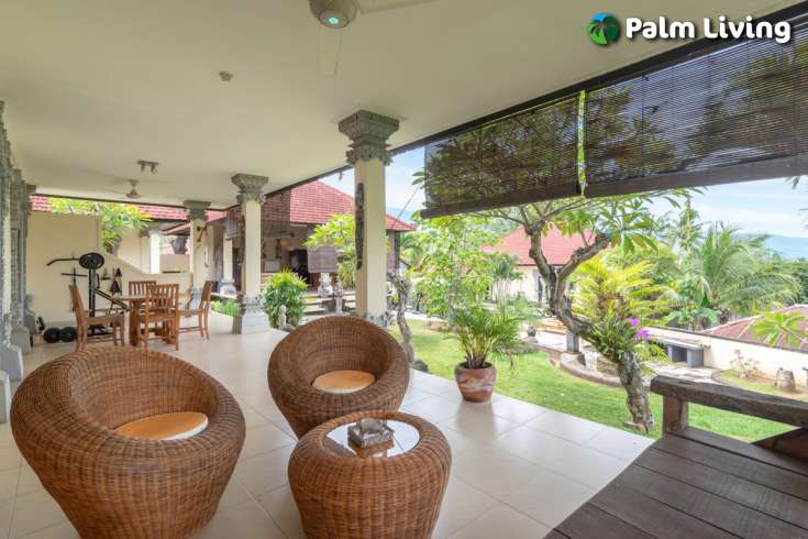 Villa With Balinese Design For Sale