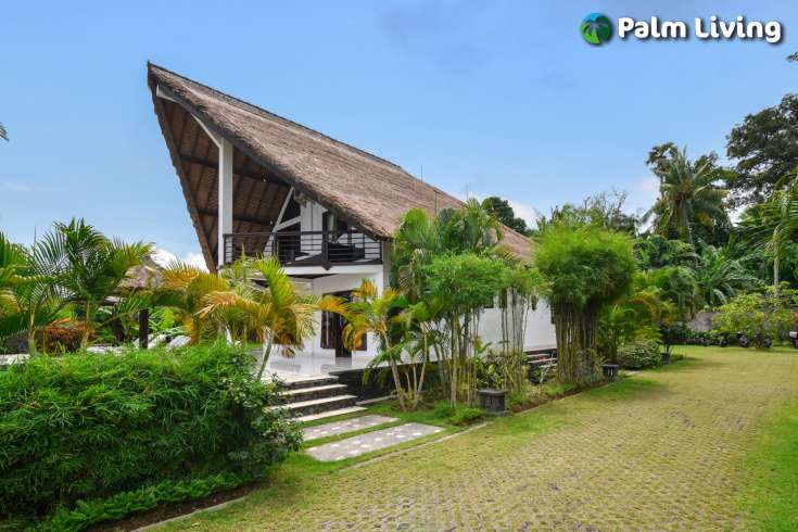 Villa Hidden Paradise  in Umeanyar for Sale
