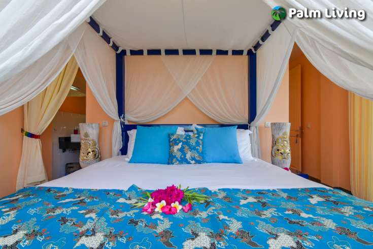Beachfront Villa  In Pemaron For Sale