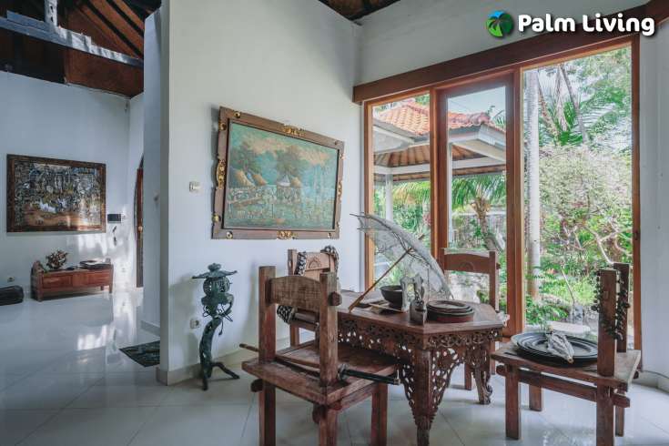 Spacious Garden Villa for Sale