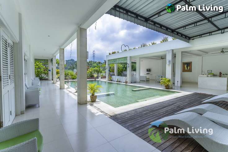Countryside Villa with great views