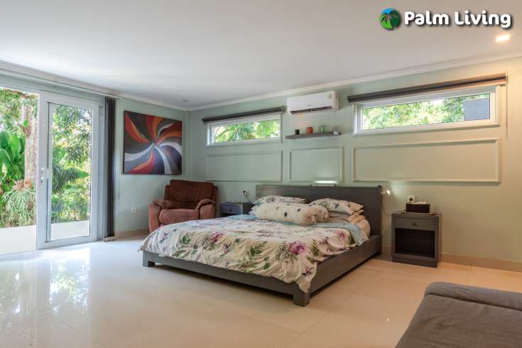 Modern Two Storey Villa in Kaliasem