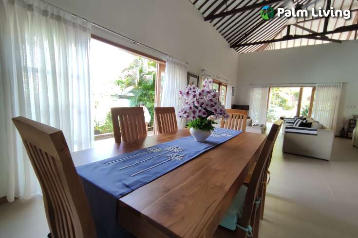 Hillside Villa for Sale in North Bali