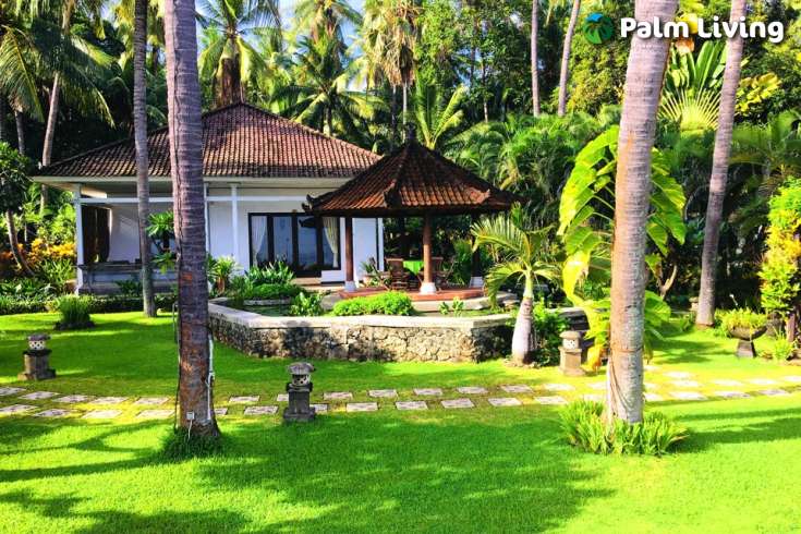 Secluded Seafront 3 Villa Estate