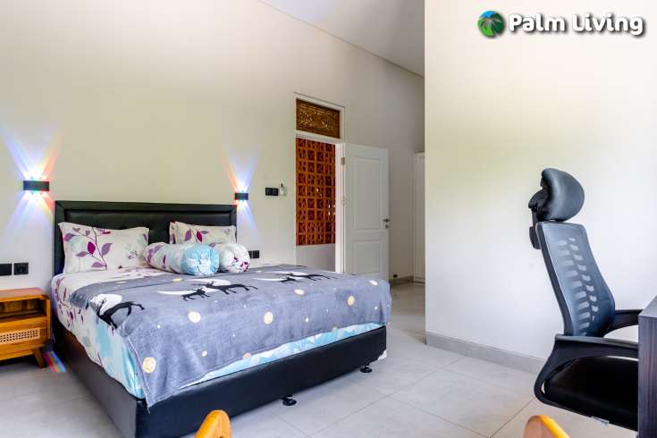 Spacious Beautiful Garden Villa for Sale